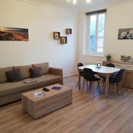 A 2 Pas D'Ici - 200M Du Palais Apartment Fecamp Luaran gambar